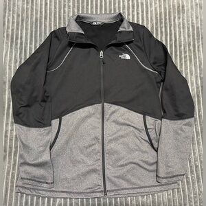 Woman’s XL North Face zip up